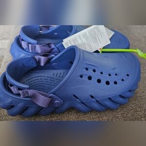 Echo Style Unisex Crocs Blue Clogs Women Size 9 Men Size 7